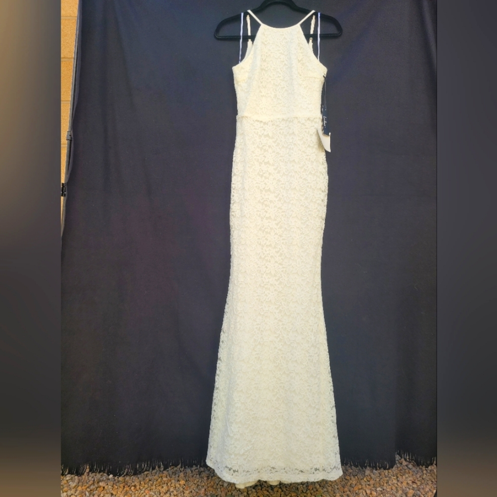 Lulu's White Stretch Plunge Back Lace Wedding Prom Formal Dress Gown Small NWT